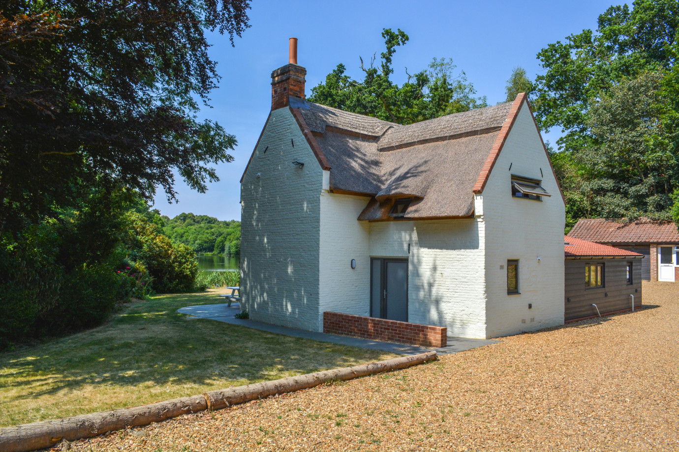 Keeper's Cottage (1781) Niche Retreats